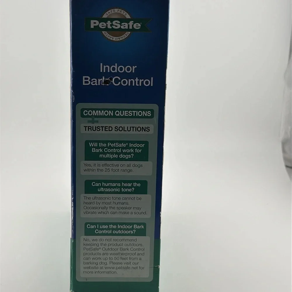 NWT PETSAFE Indoor Dog Bark Control Ultrasonic Correction All Sizes